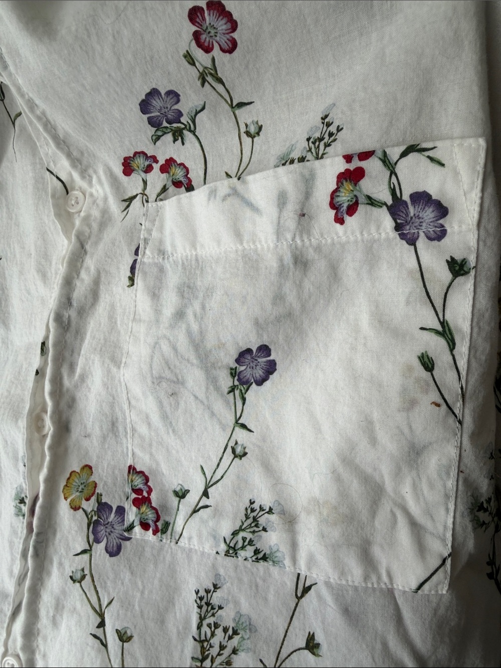 Men’s White Short-Sleeve Floral Button-Down Shirt